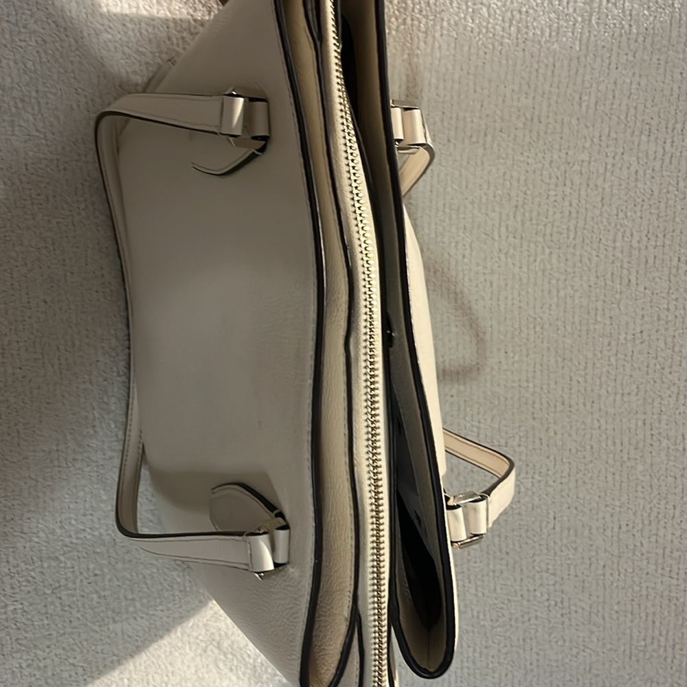 Kate Spade Purse - Picture 7 of 7